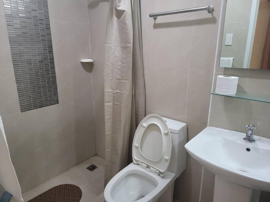 Kandi Resort-Type Spacious 1 Bedroom With Netflix And Free Housekeeping Angeles Exterior photo